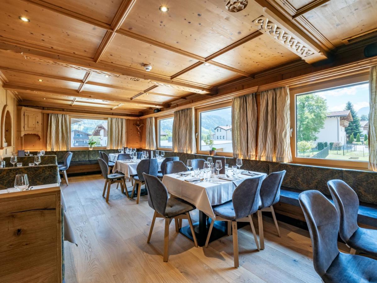 Hotel Alpina Ried im Zillertal Eksteriør billede
